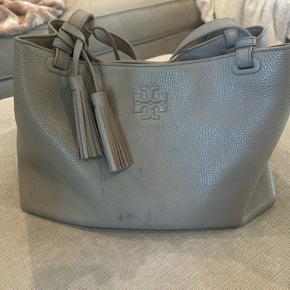 Tory Burch Handbags - Tory Burch light grey shoulder bag